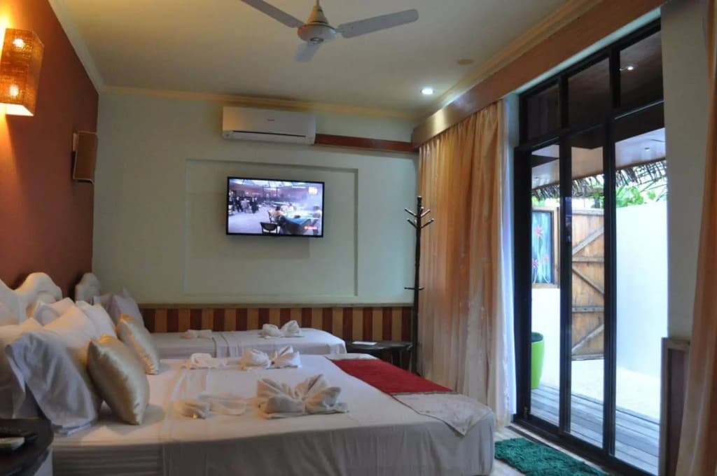Summer Villa Guest House - photo 6