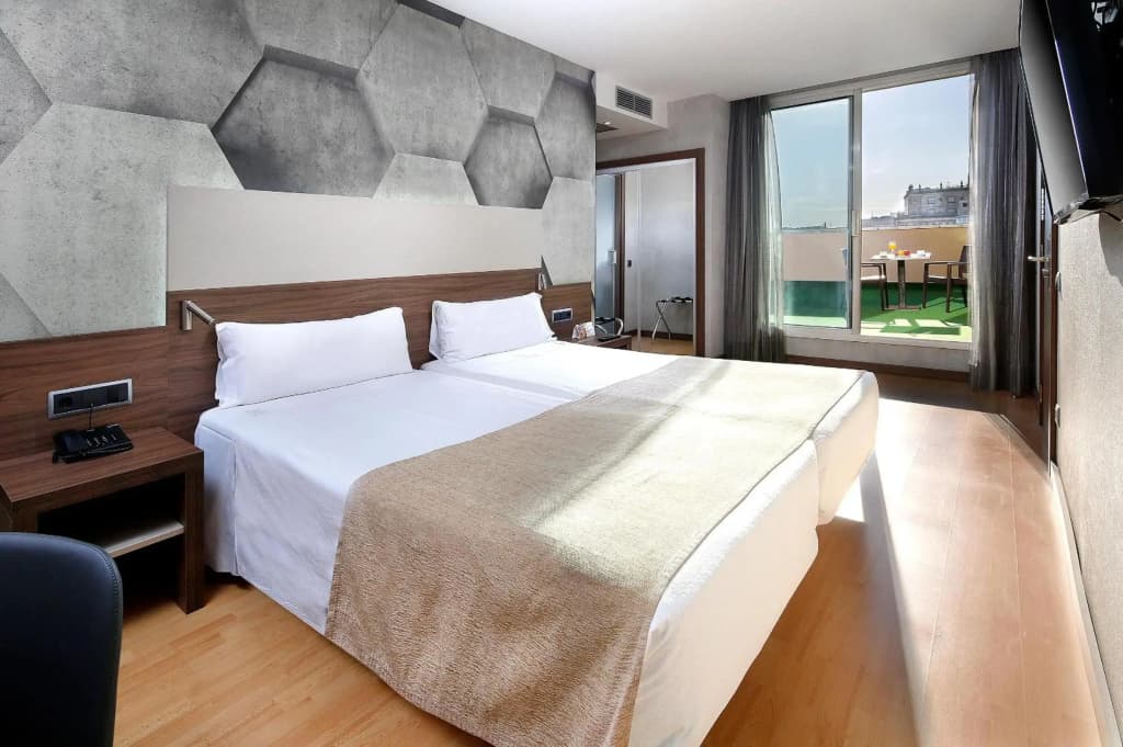 HCC MontBlanc Hotel - photo 6