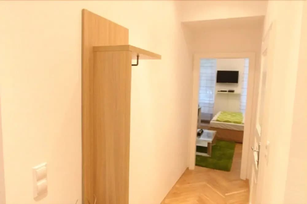 CheckVienna – Apartment Stumpergasse - photo 4