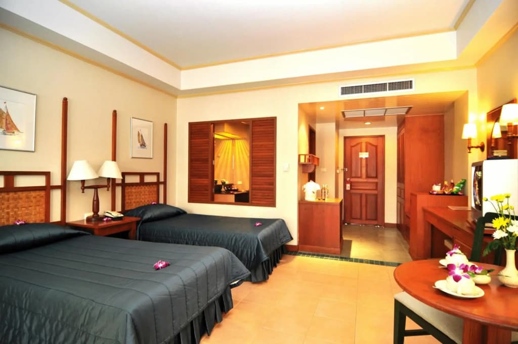 Karon Princess Hotel - photo 6