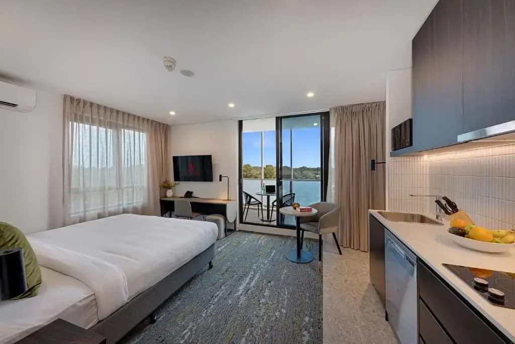 Littomore Suites Kingswood - photo 6
