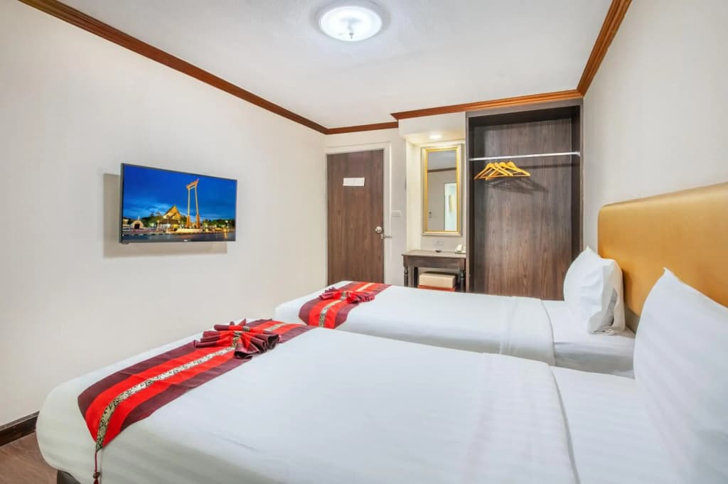 Gidea Park Hotel - photo 5