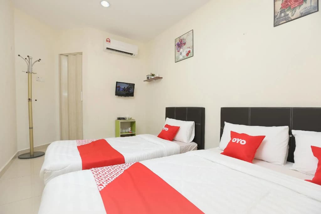 OYO 89902 Semerah Suites Homestay - photo 3