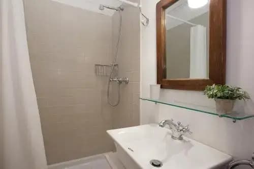 Letsgo Camp Nou Apartment - photo 9