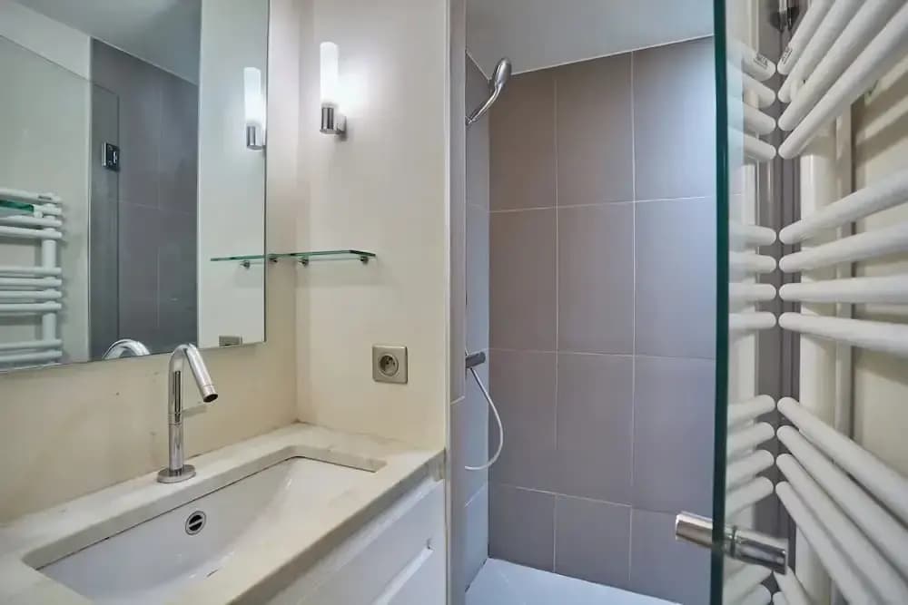 Elegant Appartment St Germain des Pres Invalides - photo 7