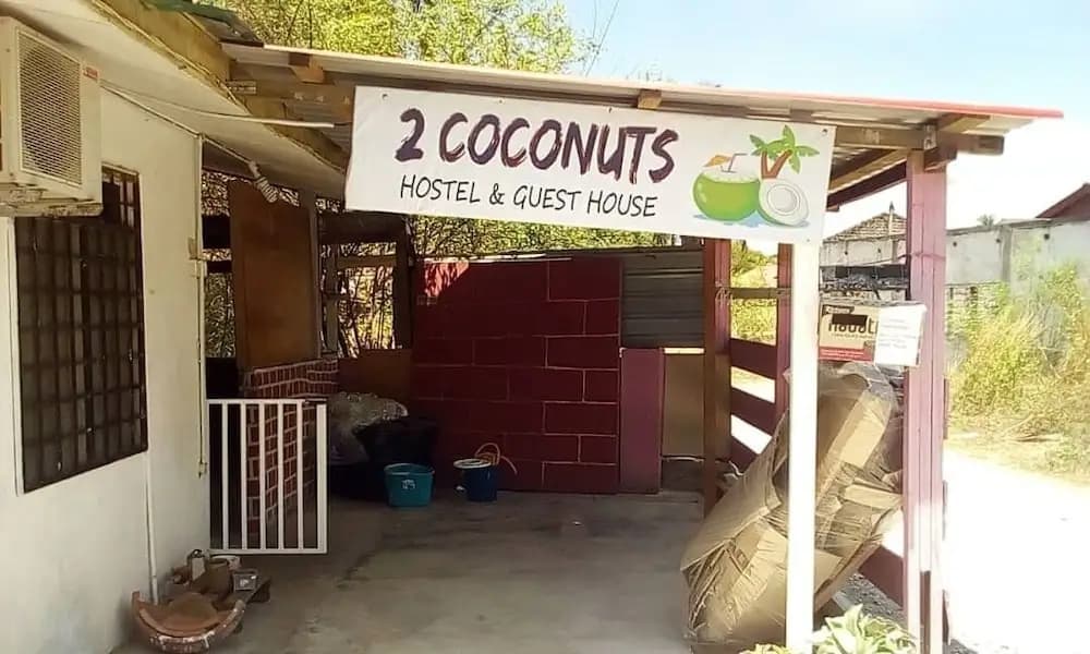 2Coconuts Hostel - photo 11