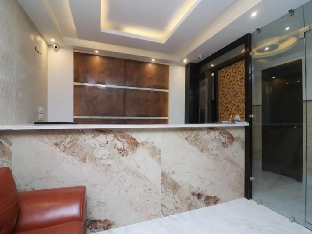 Hotel Iconic Suites By Excellent Hospitality - photo 2