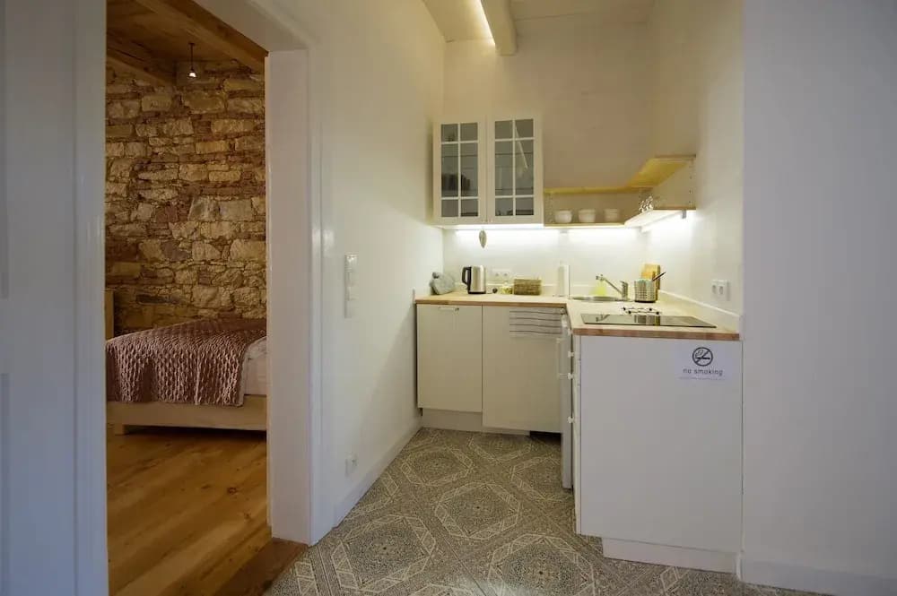City Spot Apartments - photo 16