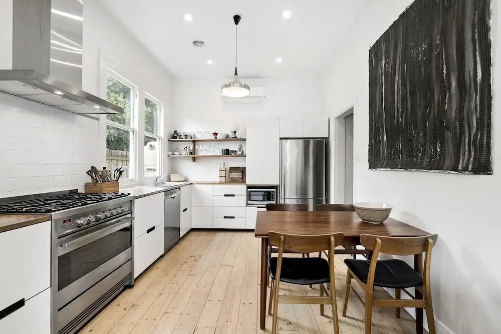 LIAM, 3BDR Northcote House - photo 8
