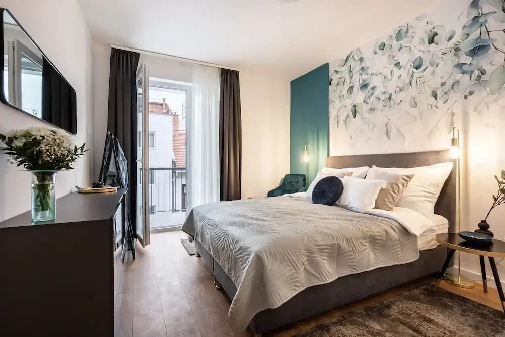 The Rose Garden Apartments - photo 4