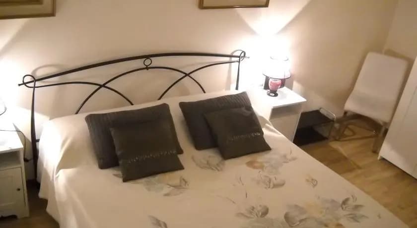 House Vale - photo 7