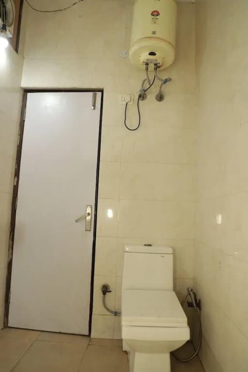 Pearl Residency Inn - photo 8