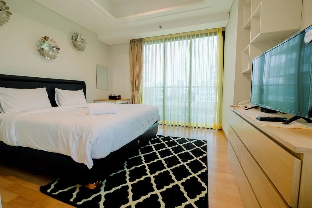 Monas View Studio Apartment at Capitol Suites - photo 13