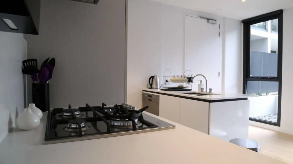 Heart of Ormond Apartment  by Ready Set Host - photo 15