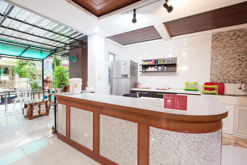 ZEN Rooms Rat-U-Thid 200 Phi Road - photo 15