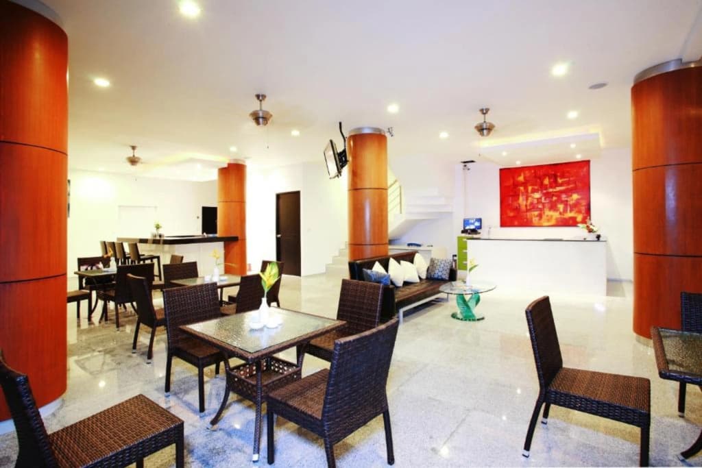 One World One Home Naiharn Hotel - photo 25