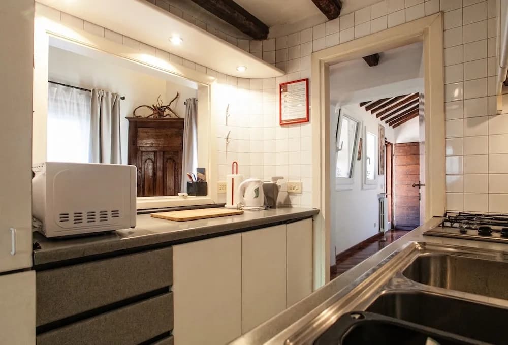 Amazing Apartment With Terrace in Piazza del Fico, Close Piazza Navona - photo 14