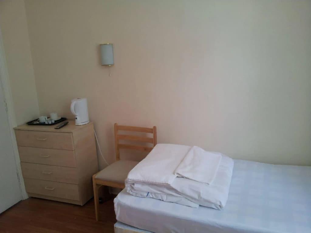 Queens Drive Hotel - photo 4