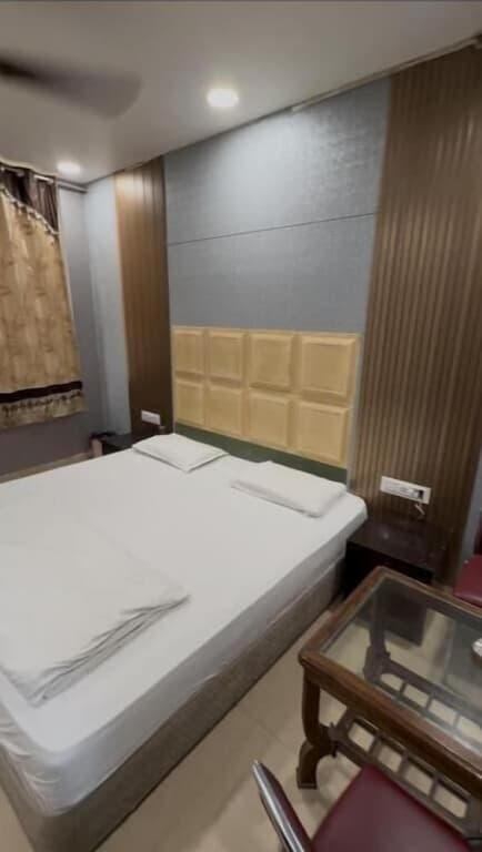 Hotel om international - photo 20