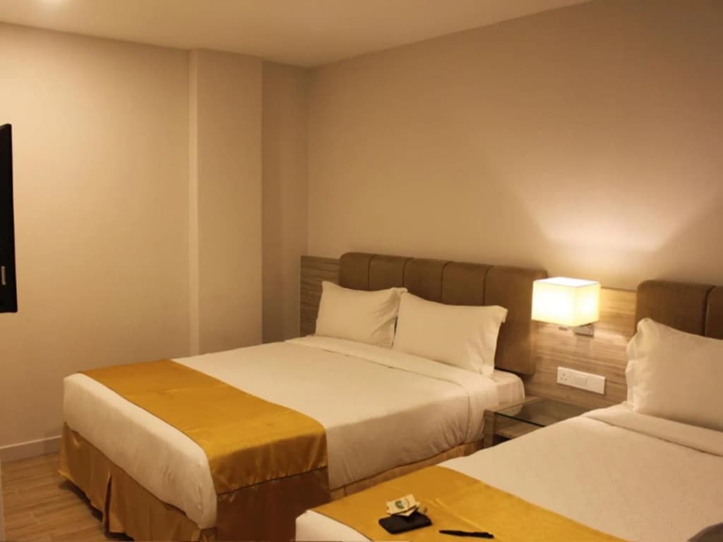 NU Hotel - photo 4