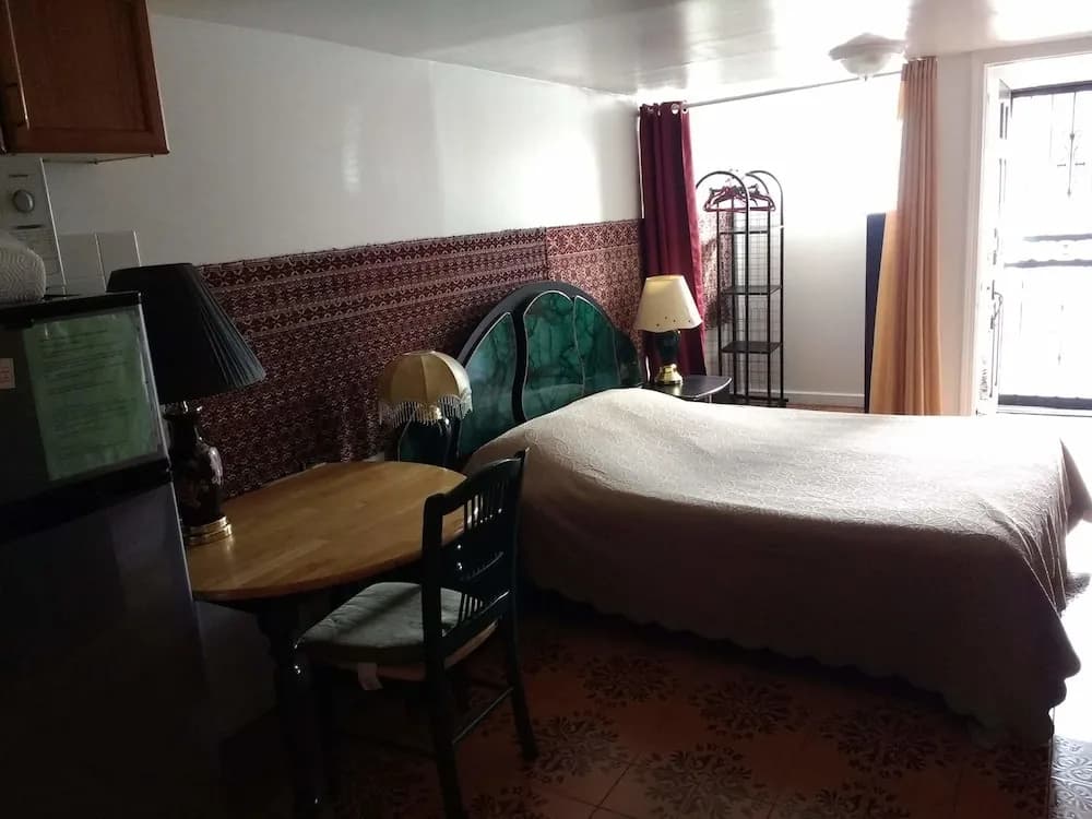 Astoria B&B - photo 4
