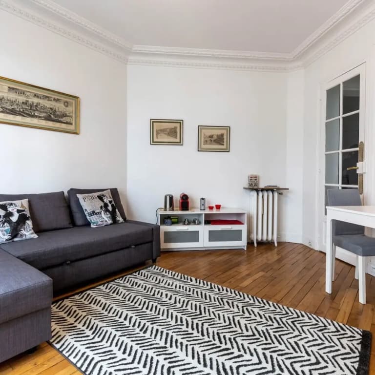 Zola Riverview Great 2 Bedroom in Paris - photo 2