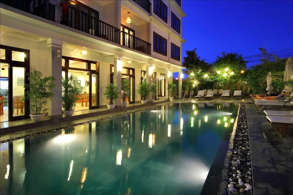 Sunshine Hoian Hotel - photo 1