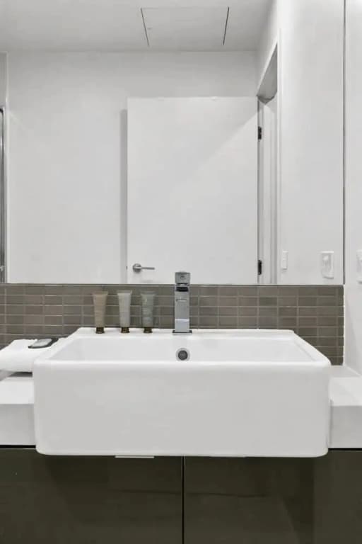 Elevated 1-bed Retreat Near Crown - photo 7