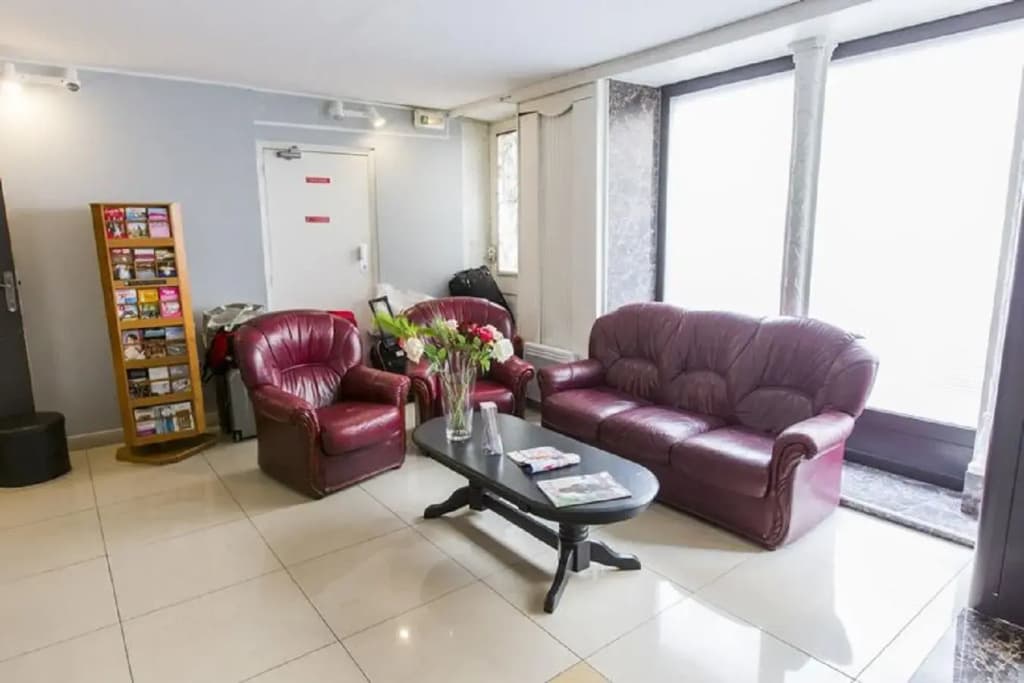 Hipotel Paris Montmartre - photo 2