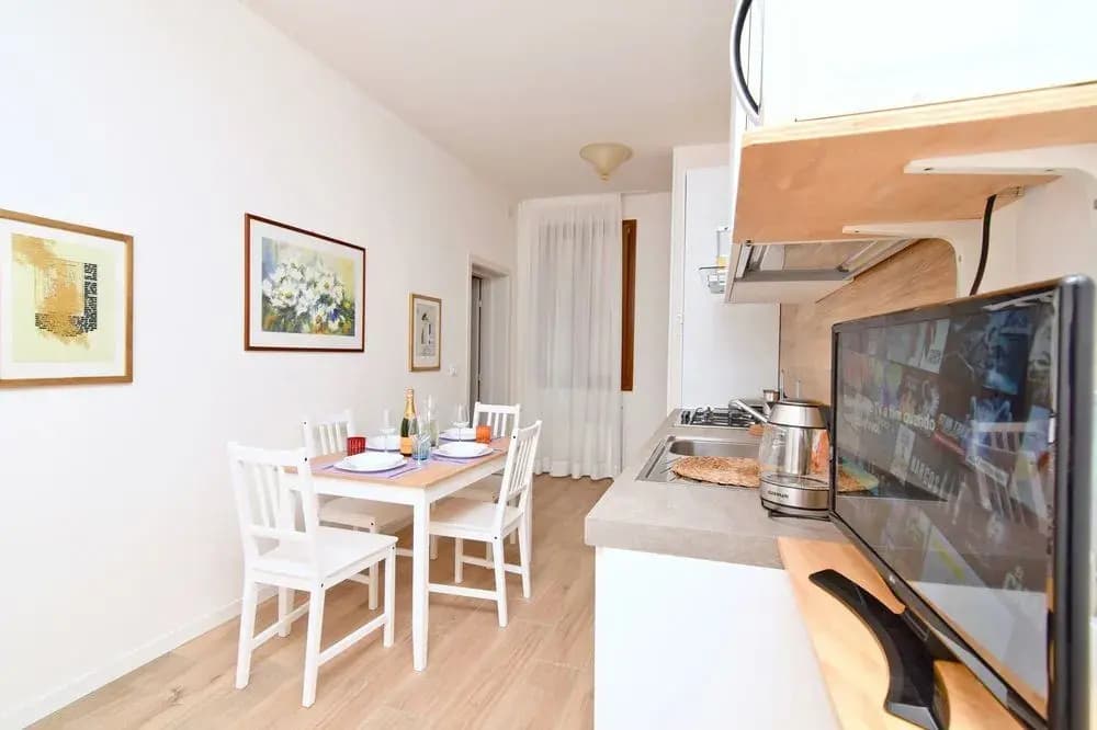 Calle Zan 1585A - photo 17