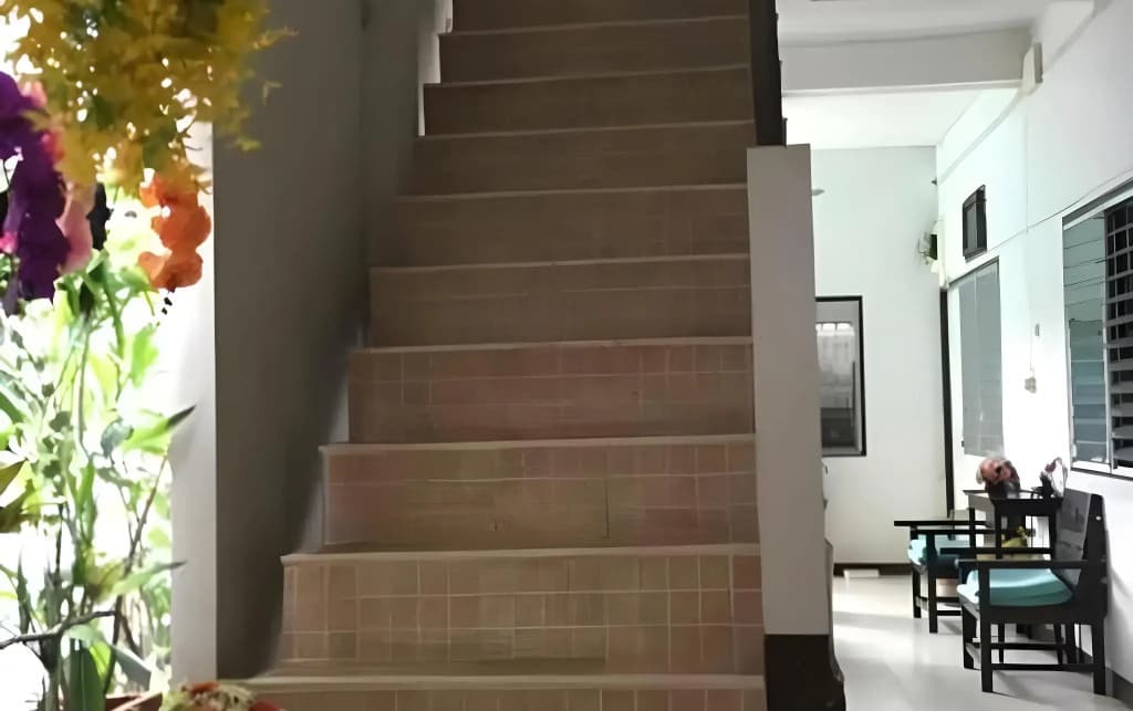 Ampawan Guesthouse - photo 12
