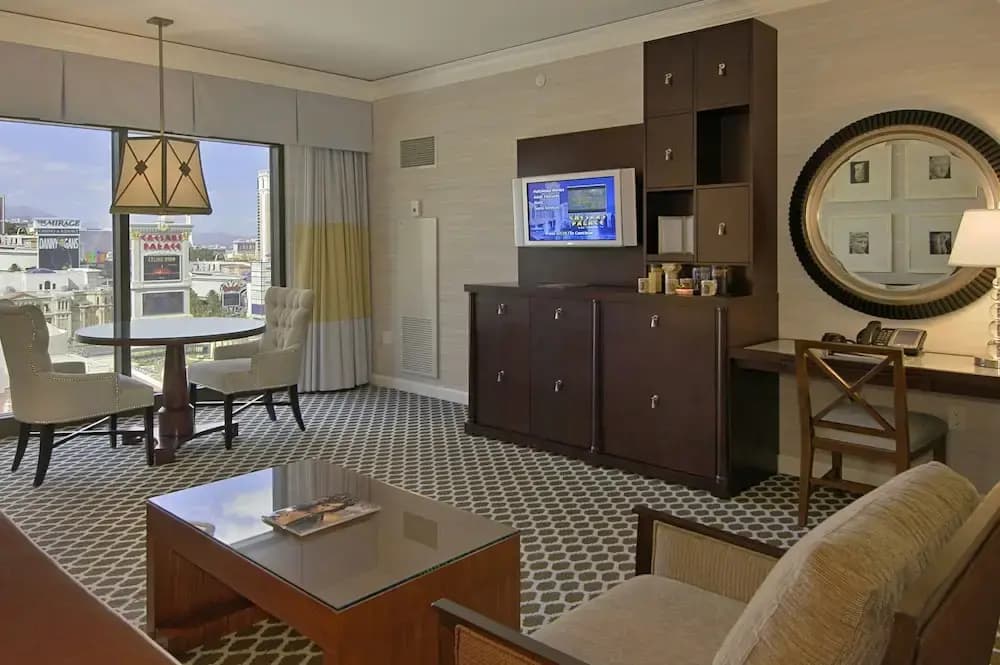 Caesars Suites At Caesars Palace - photo 8