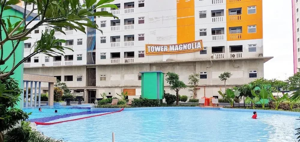 Furnished Studio with Comfortable Design Green Pramuka Apartment - photo 13