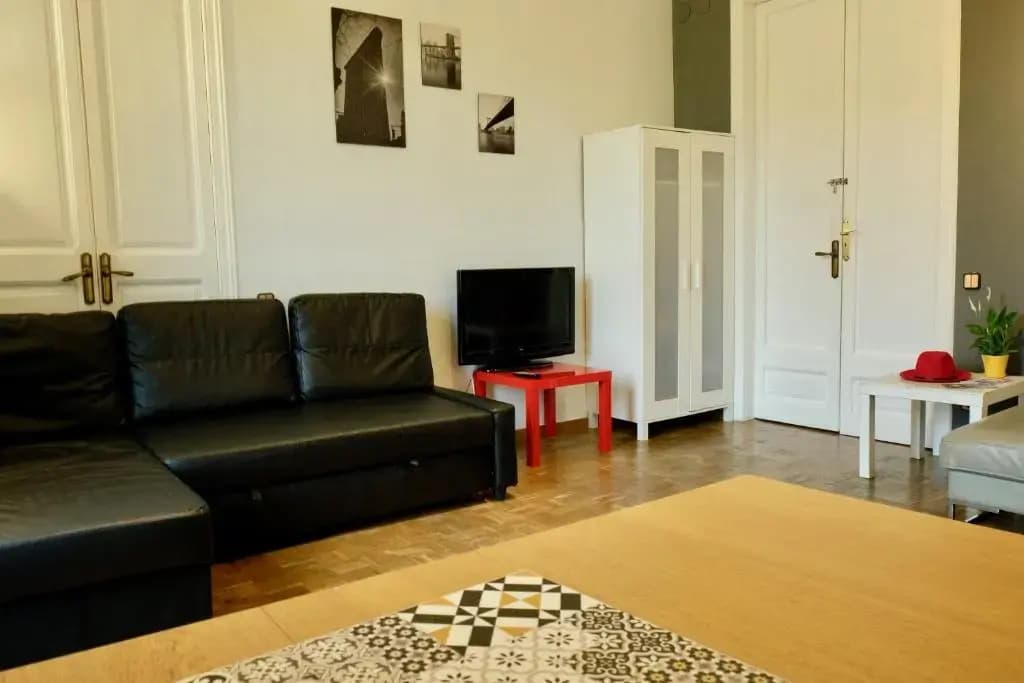 Grand Central Apartment - photo 4