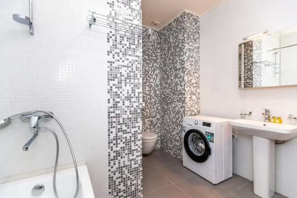 Wehost Spacious place near Rustaveli - photo 9