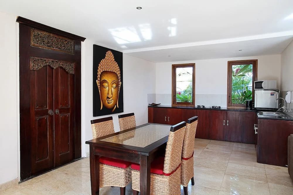 Balangan Beach Villa - photo 2