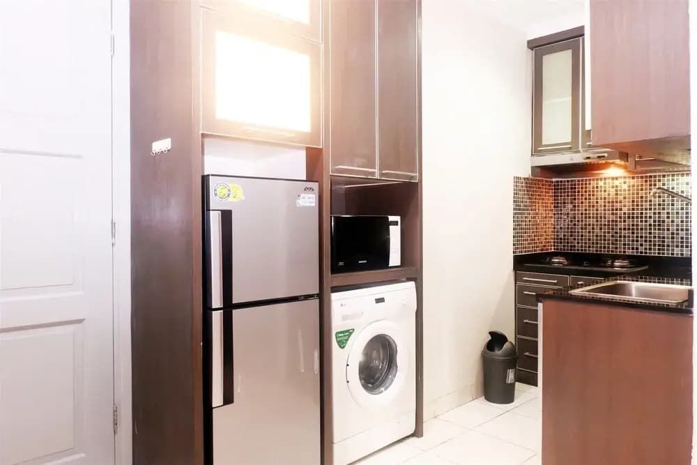 Penthouse Level Apartment At Mall Of Indonesia (MOI) Gading - photo 12