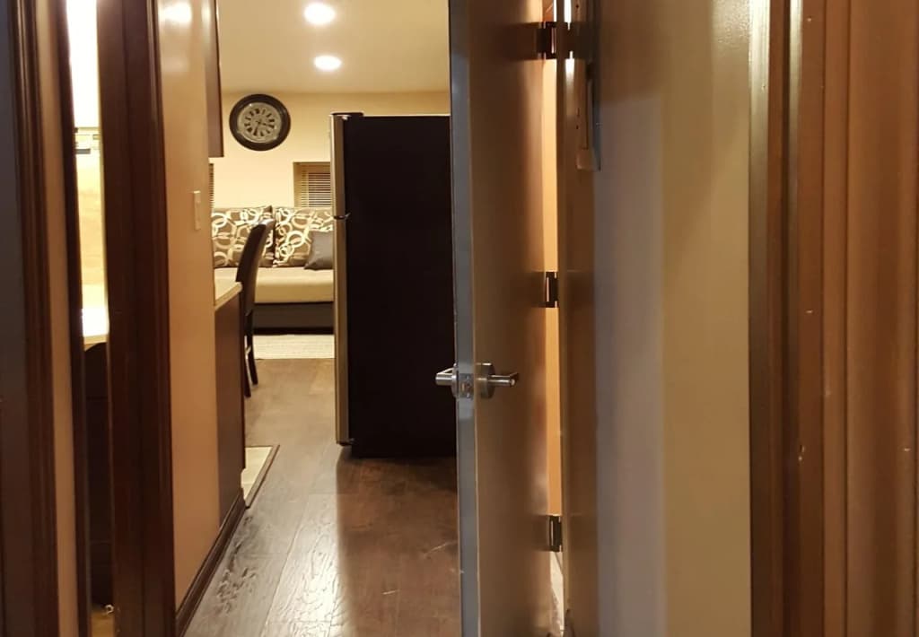 Gabriels Luxury Suite - photo 2