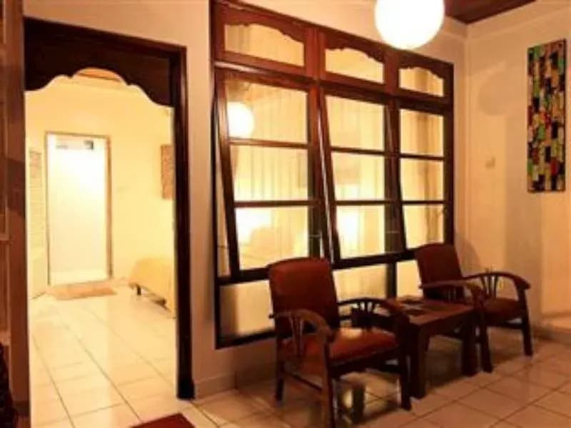 Grey House Ubud - photo 6
