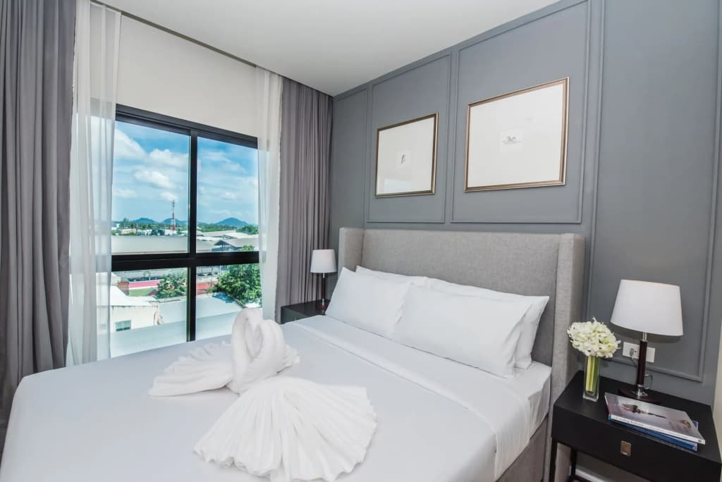Dlux Condominium - photo 7