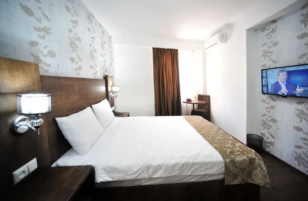 RK City Hotel - photo 5