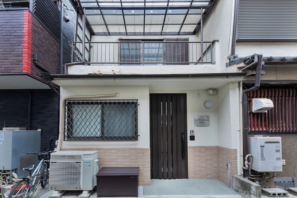 ARATA Osaka Studio - photo 1