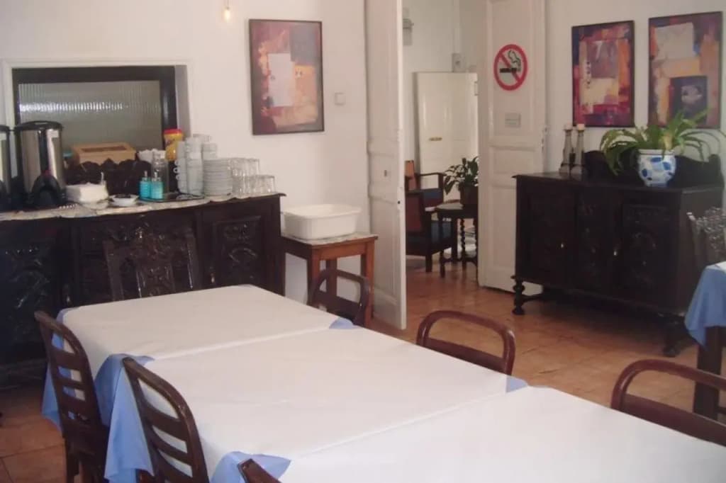 Puerta del Sol Rooms - photo 9