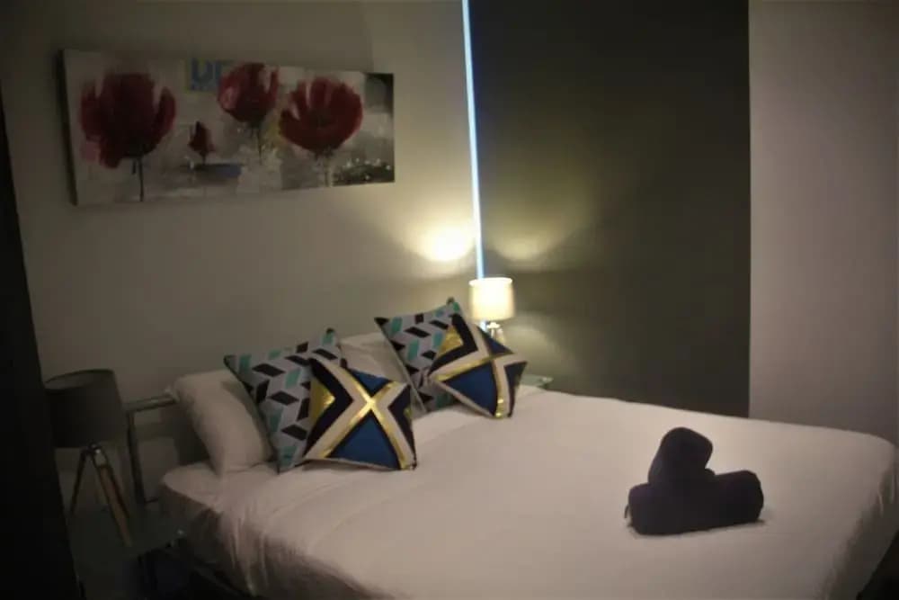 Upper West Side Apartments - photo 5