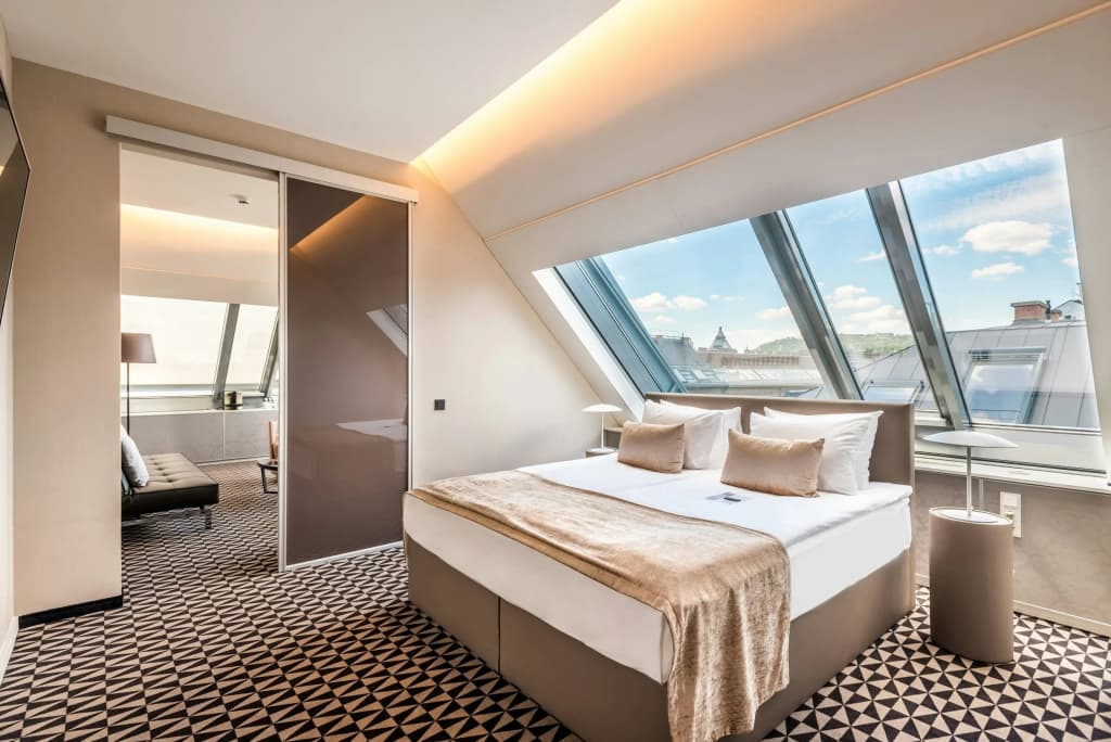 Hotel Moments Budapest - photo 6