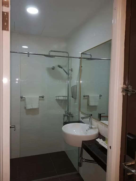 The View Hotel - photo 18