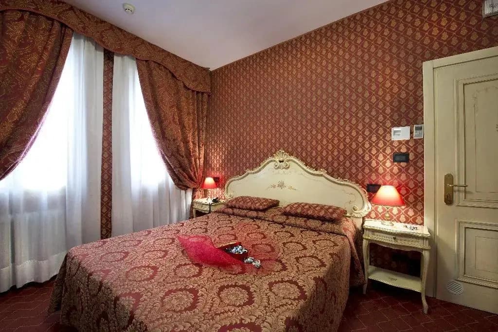 Hotel Mignon - photo 21