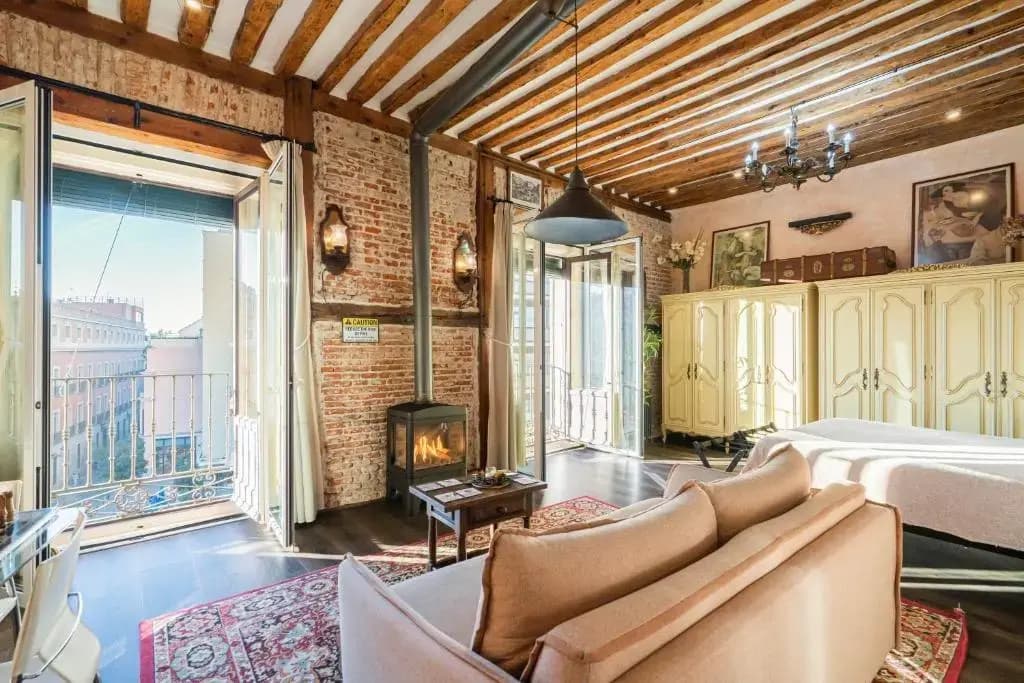 1851: Exceptional 19th century studio in Madrid - photo 3