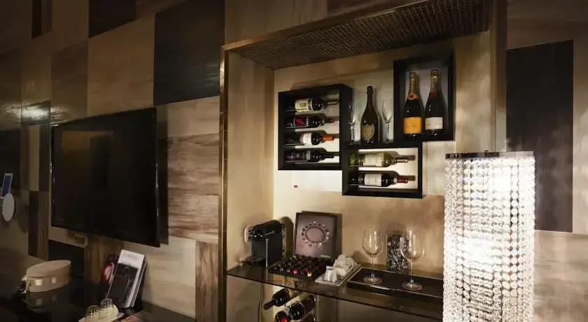 Platinum Royal Suite - photo 1