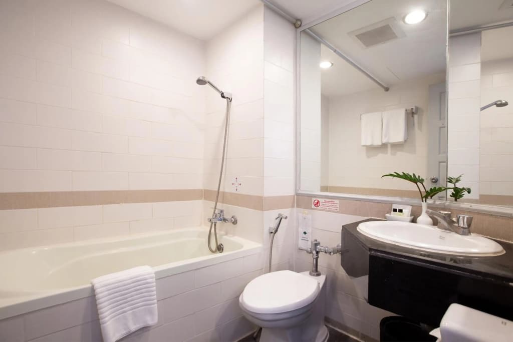 CH Hotel - photo 9